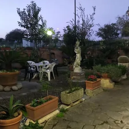 Apartmán Monolocale Tiburtina Luminoso, Centrale, Silenzioso E Con Parcheggio Antistante